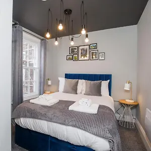 Apartment Bateman, Modern Centre Sleeps 6, York