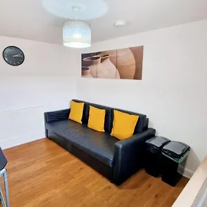 jpl-house.cardiffhotelswales.com/