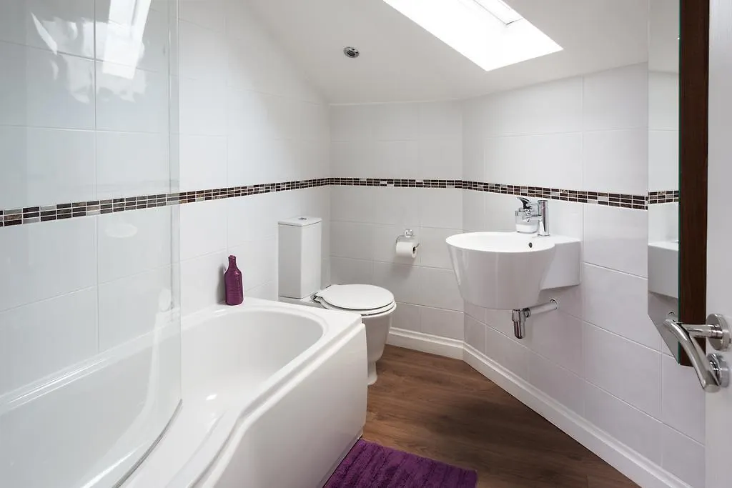 City Apartments - The Light Well Holiday home